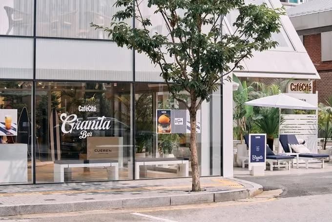 Pop-up exterior with 'Granita Bar' lettering on the glass